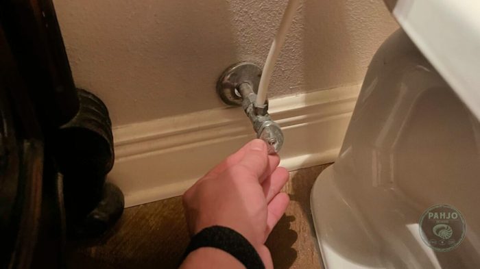 Toilet won t flush when shower is running